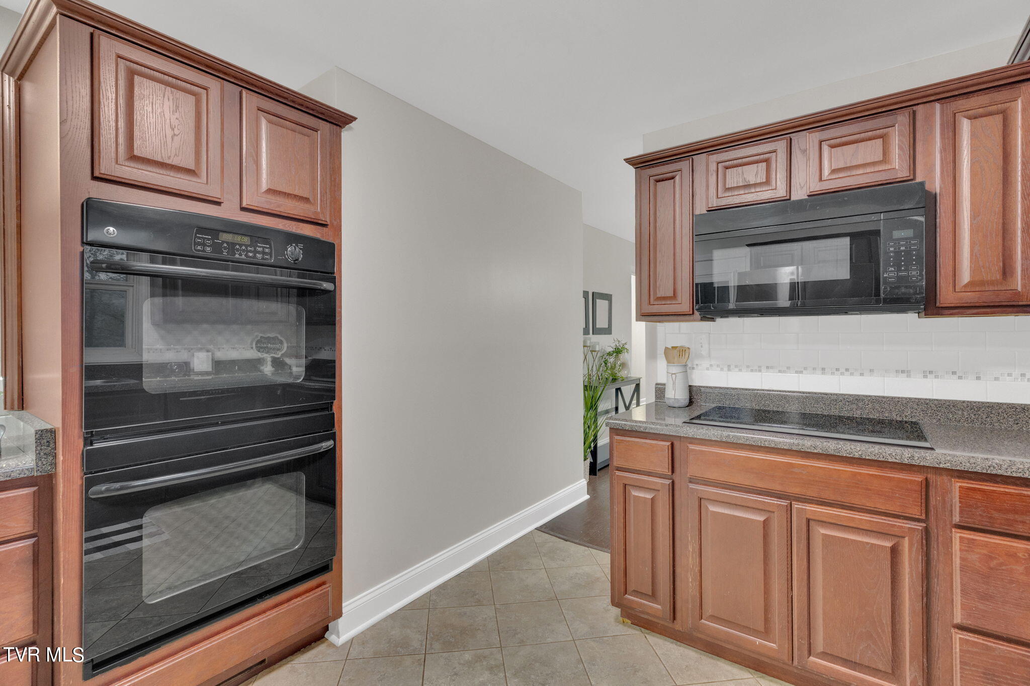 144 Lone Oak Drive