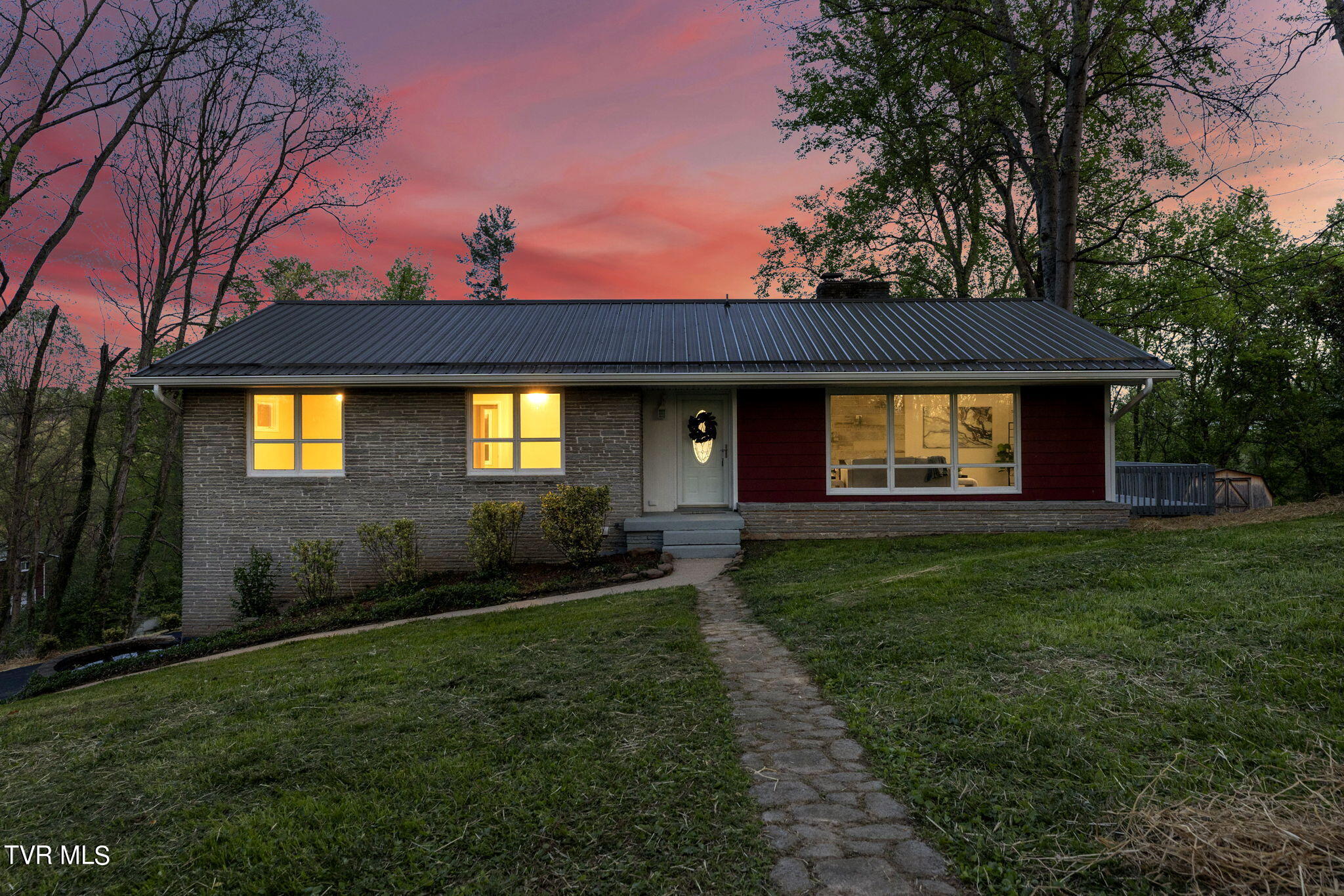 144 Lone Oak Drive