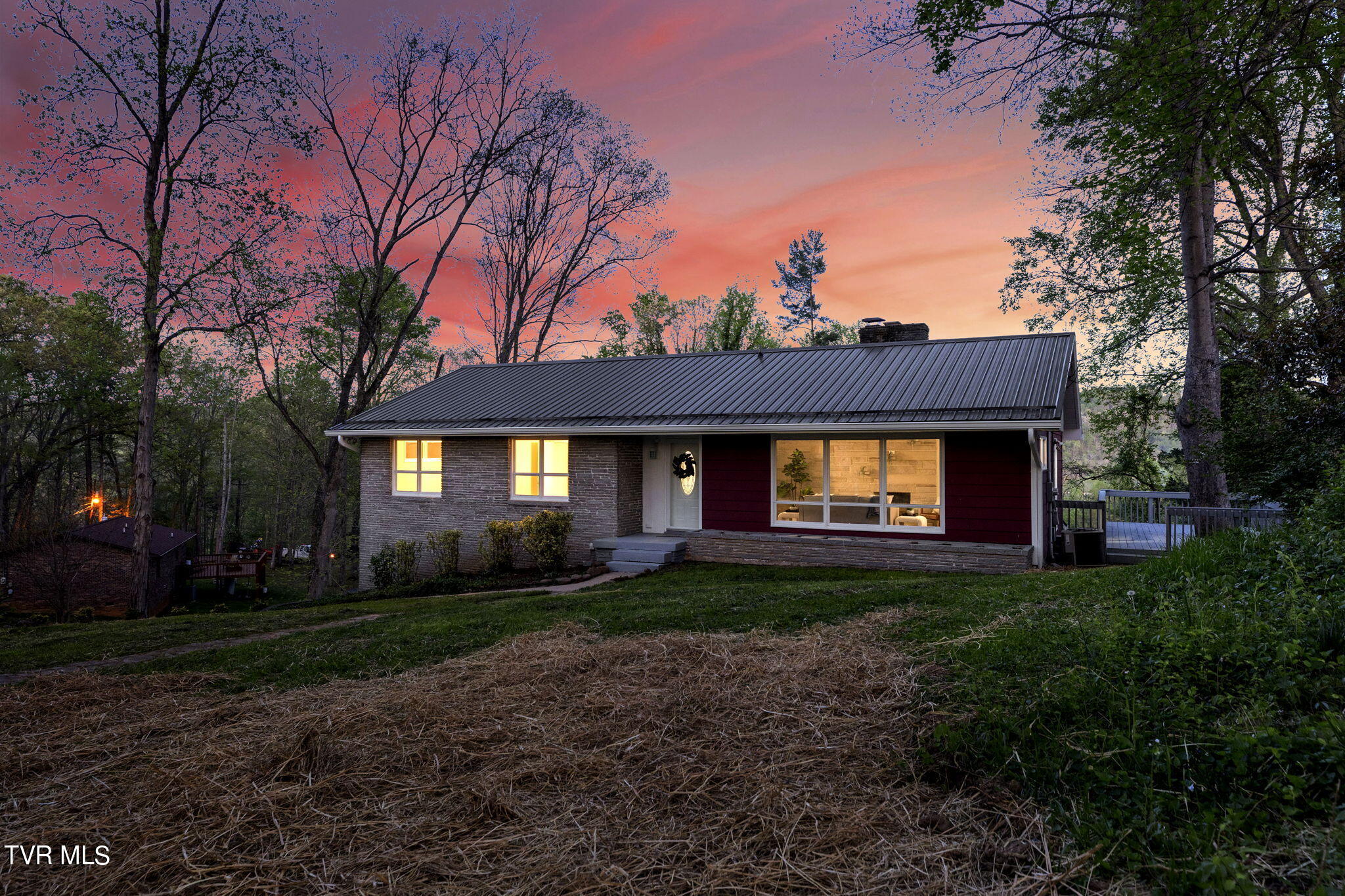 144 Lone Oak Drive