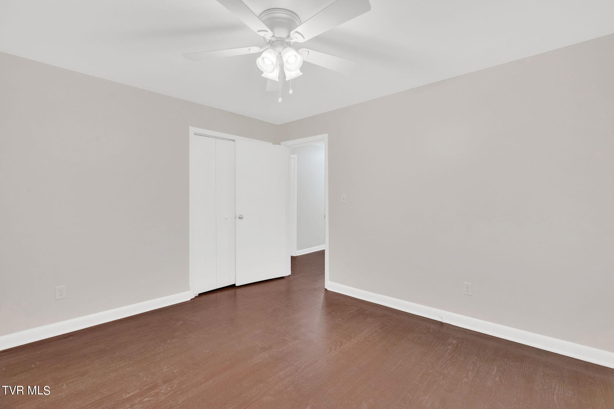144 Lone Oak Drive