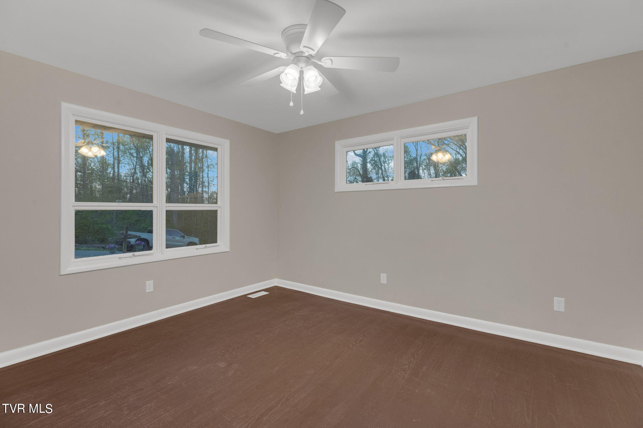 144 Lone Oak Drive