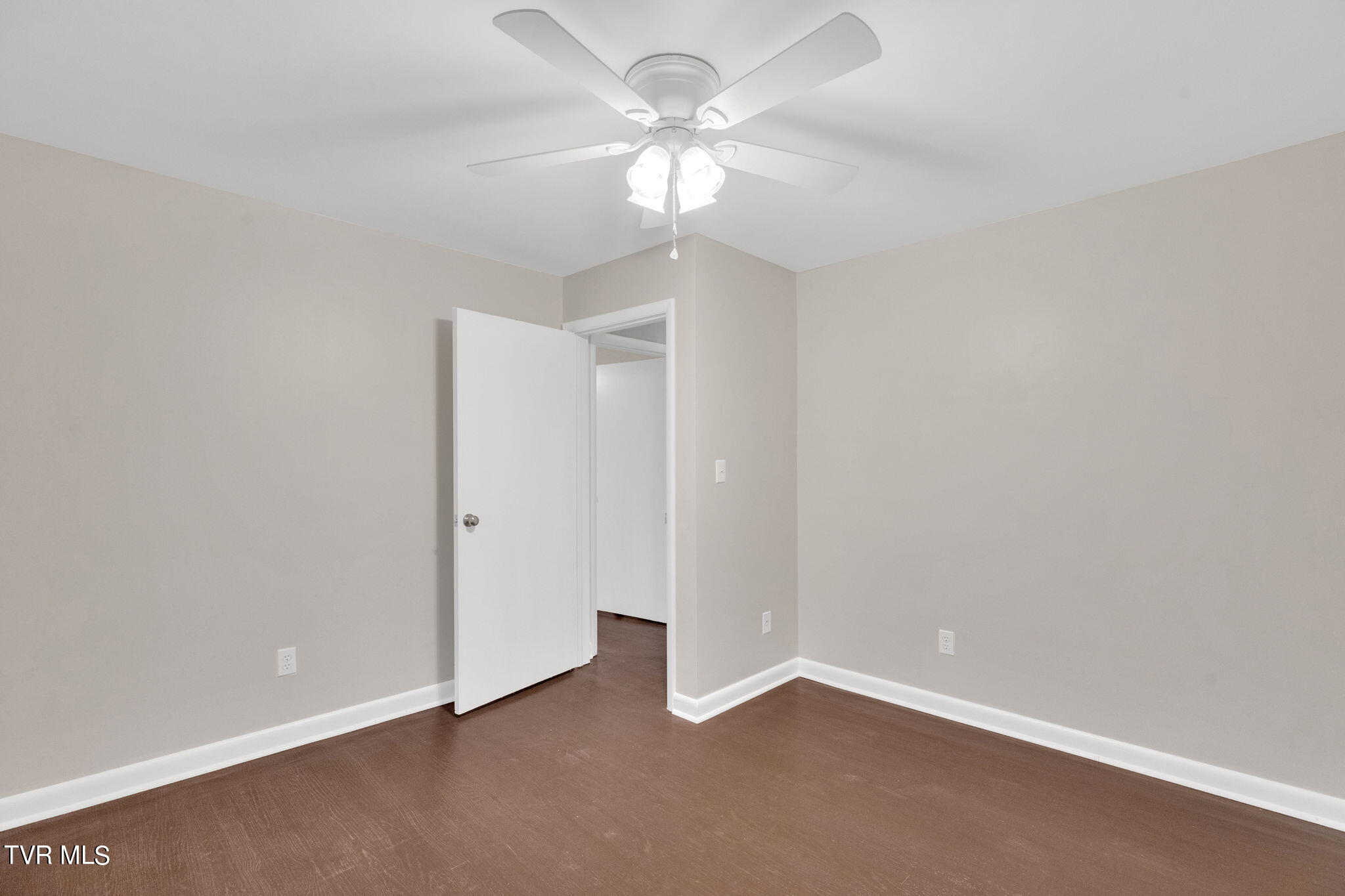 144 Lone Oak Drive