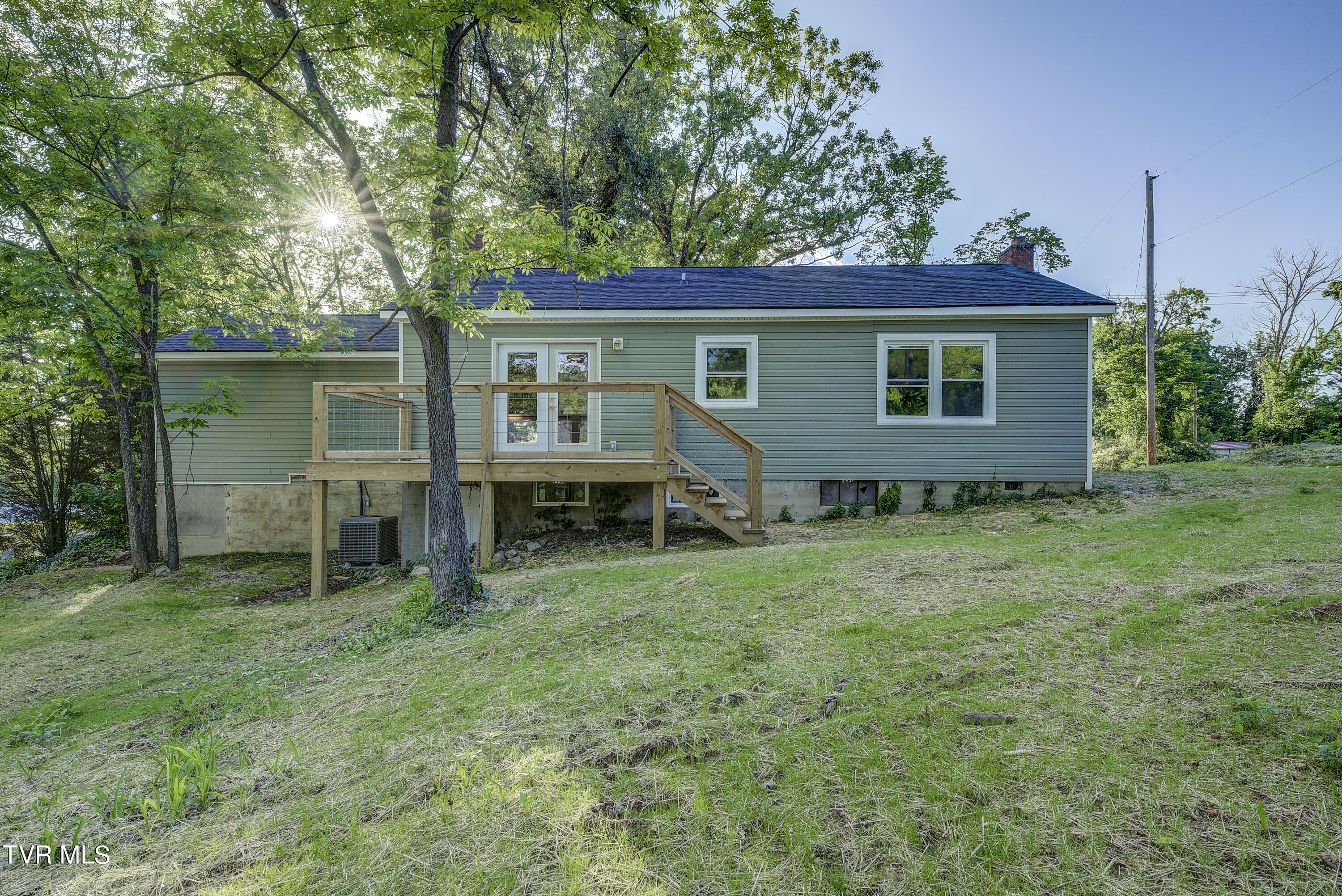 3233 Ashley Street