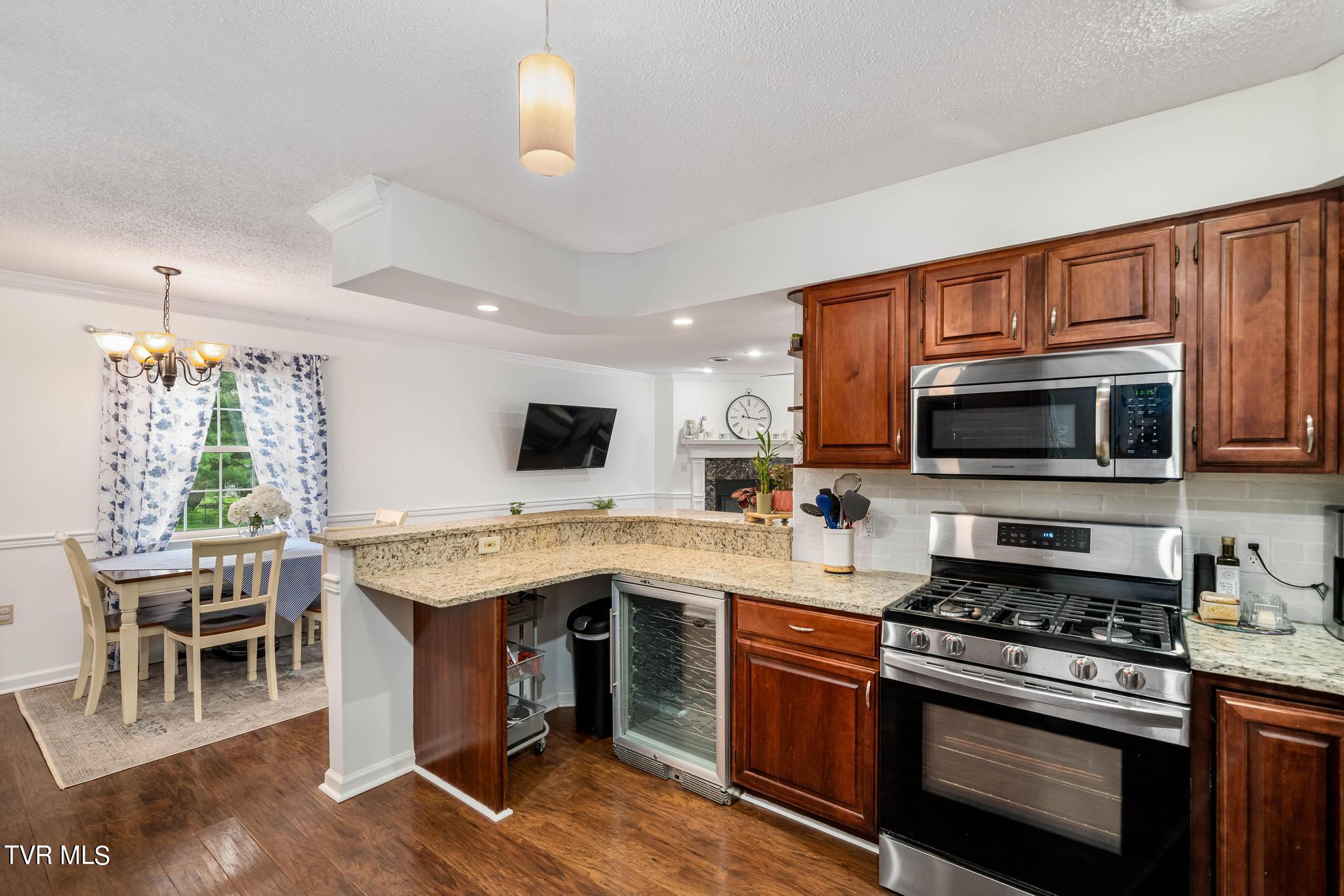 615 Franklin Square Court, A