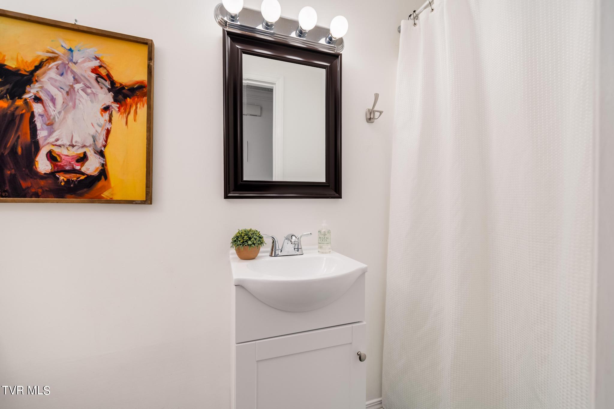 615 Franklin Square Court, A