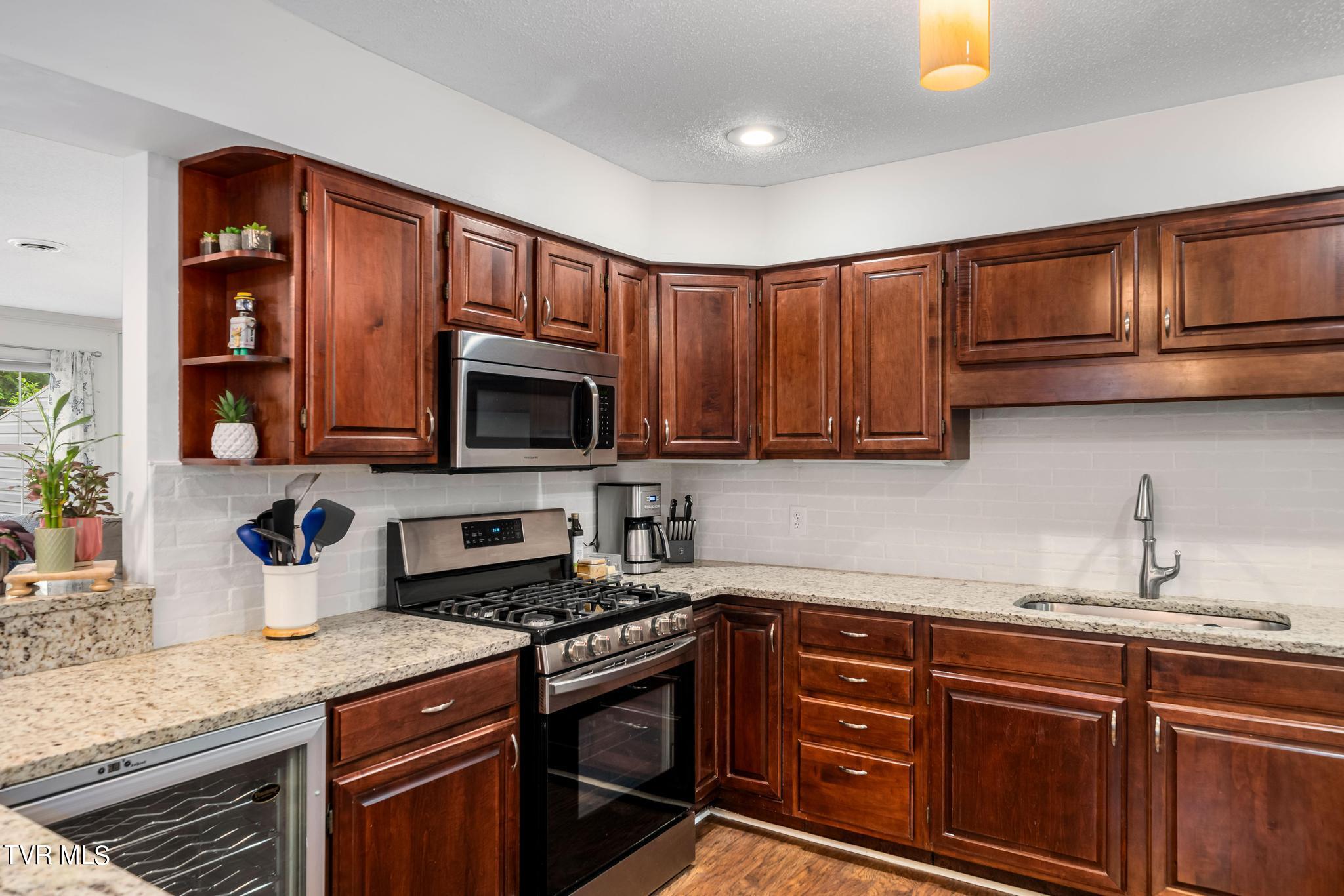 615 Franklin Square Court, A
