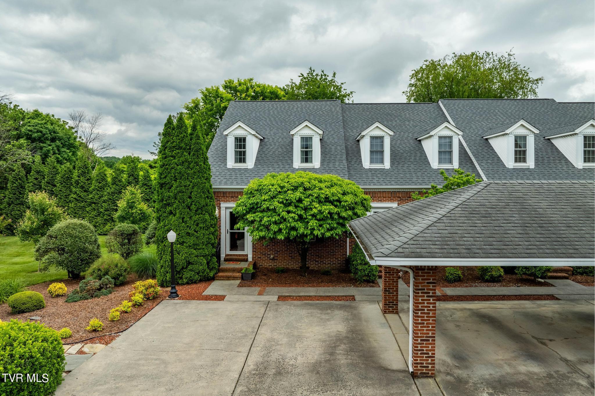 615 Franklin Square Court, A