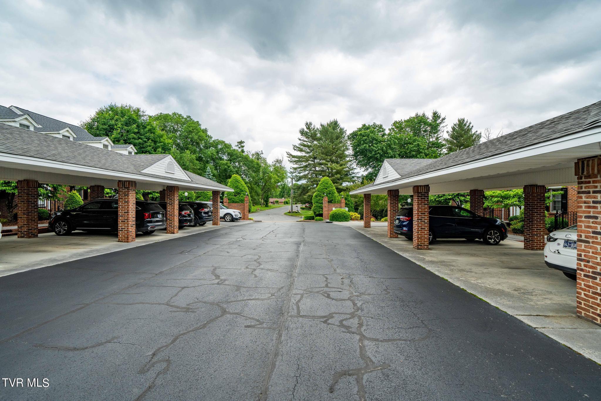 615 Franklin Square Court, A