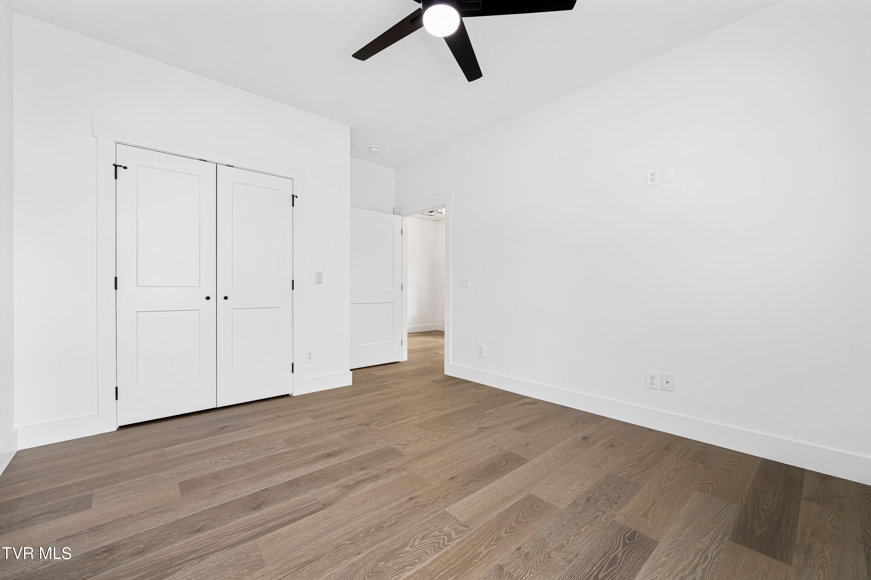 1446 Brumit Fields
