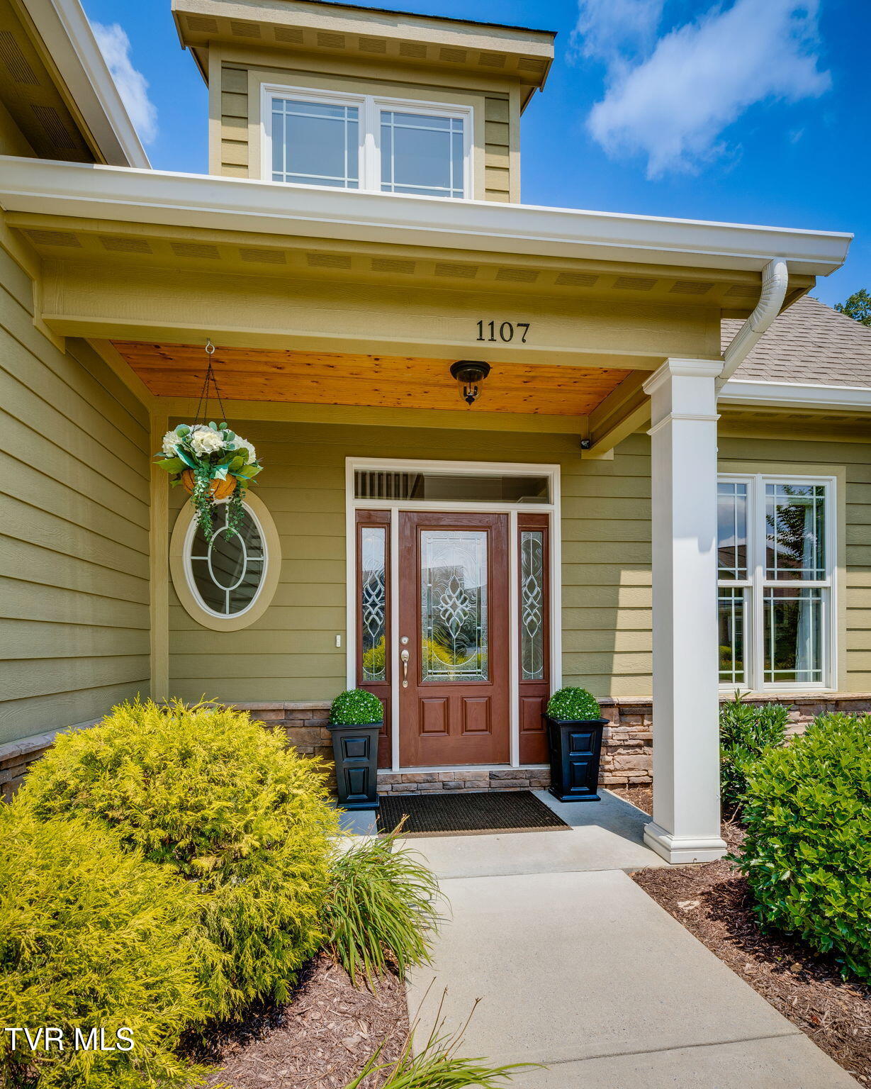1107 Jasmine Place