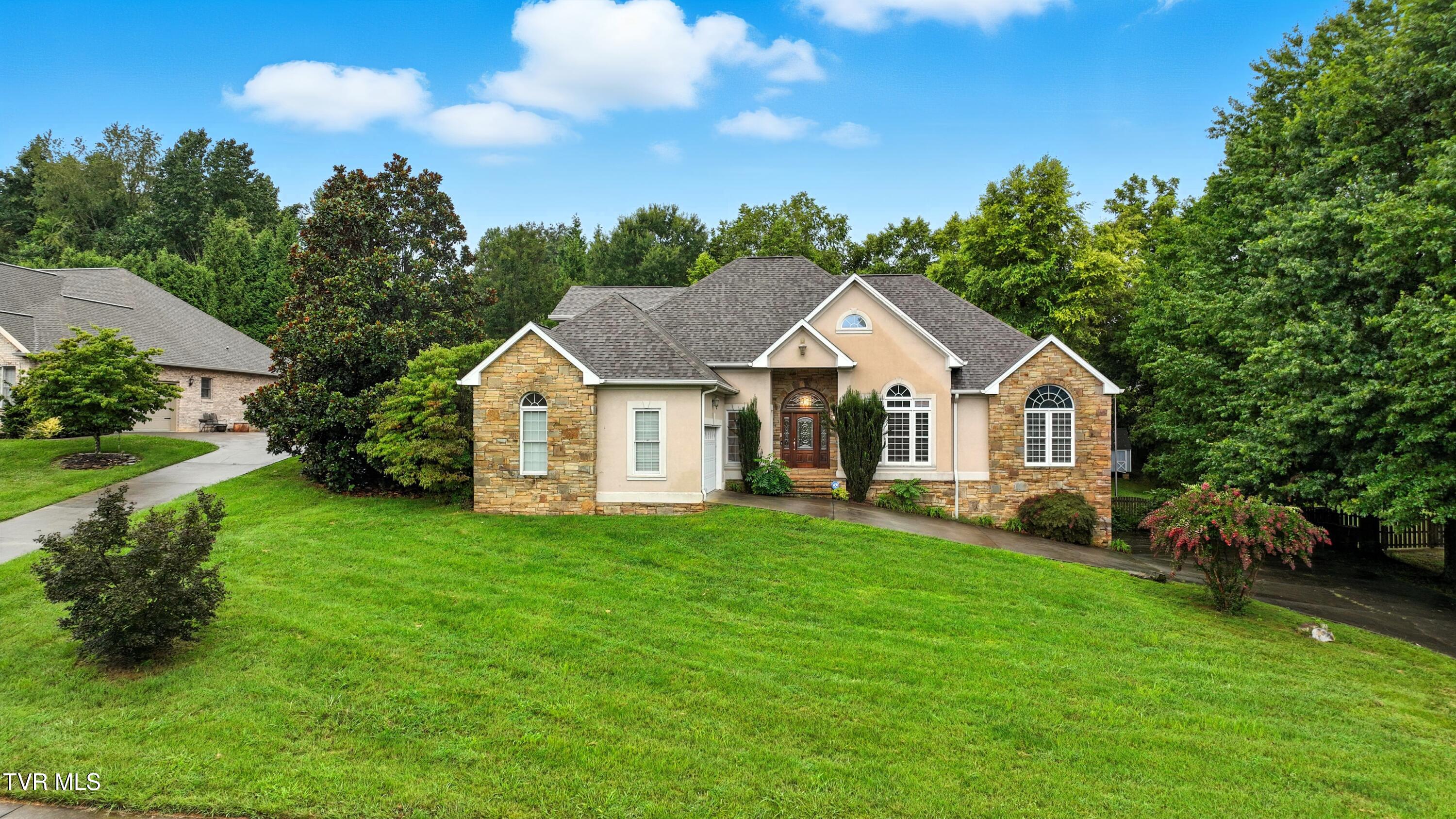414 Mizpah Hills Drive