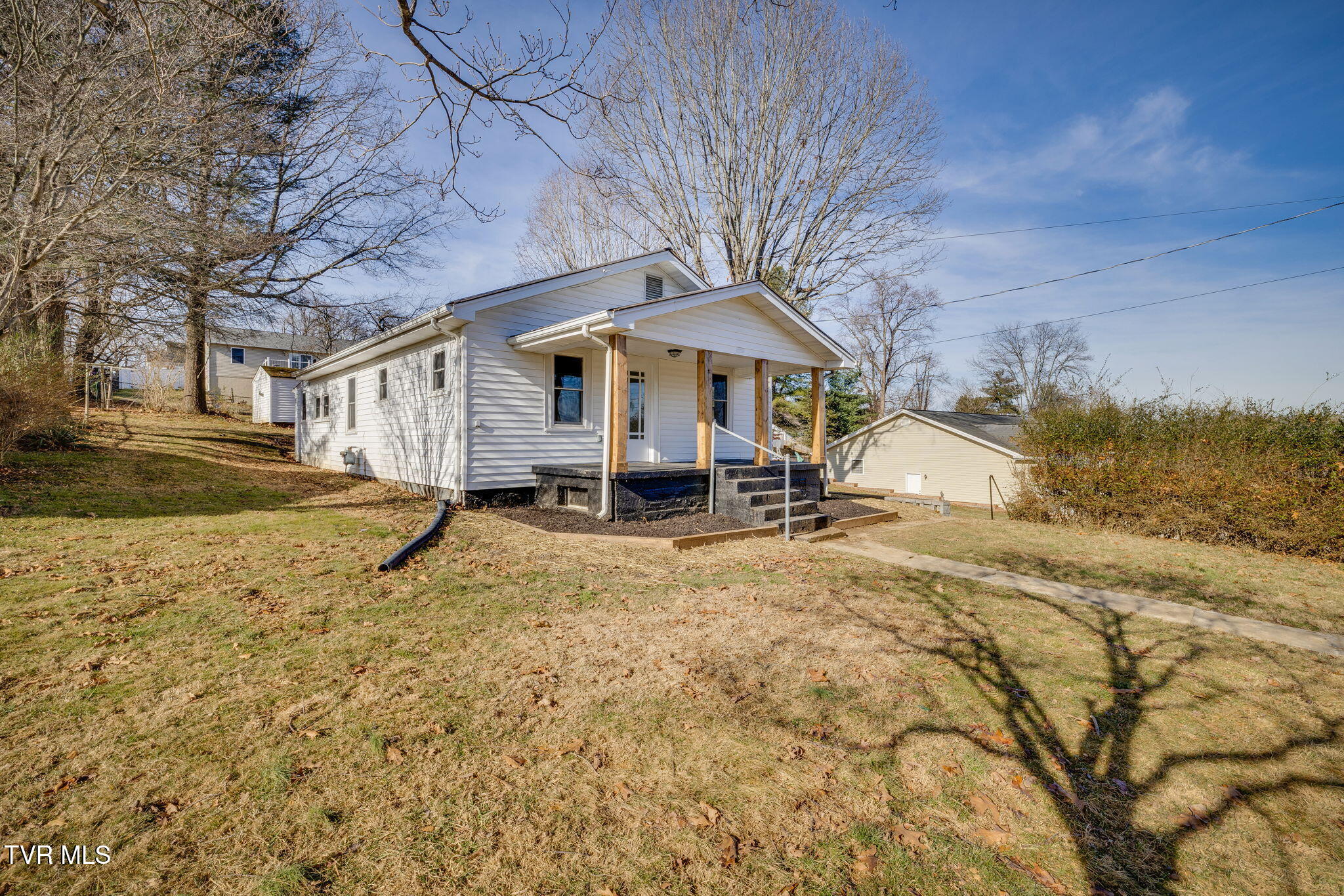 520 Sycamore Gardens Street