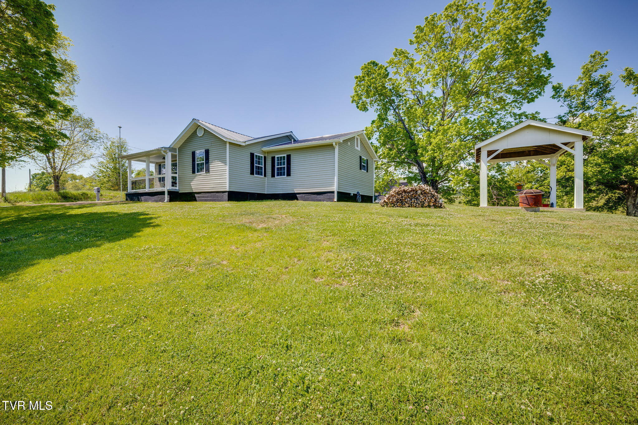 104 Hoard Road