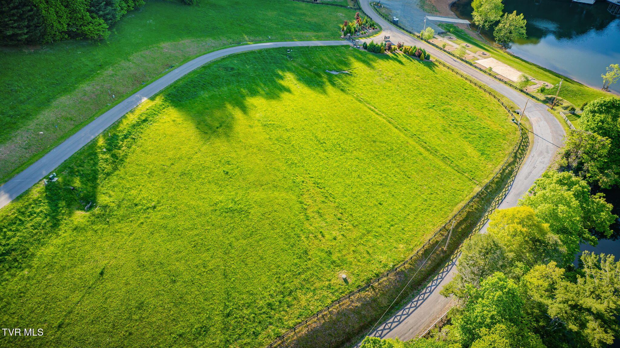 Tbd Cowan Town & Eagle Ridge Pkwy Road