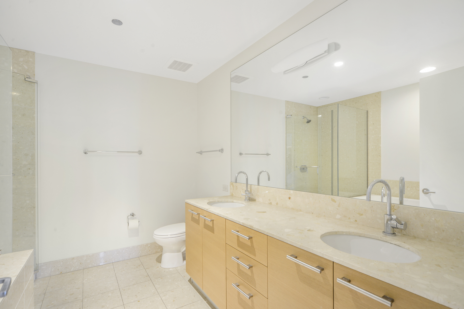 340 E Randolph Street Unit: 1302