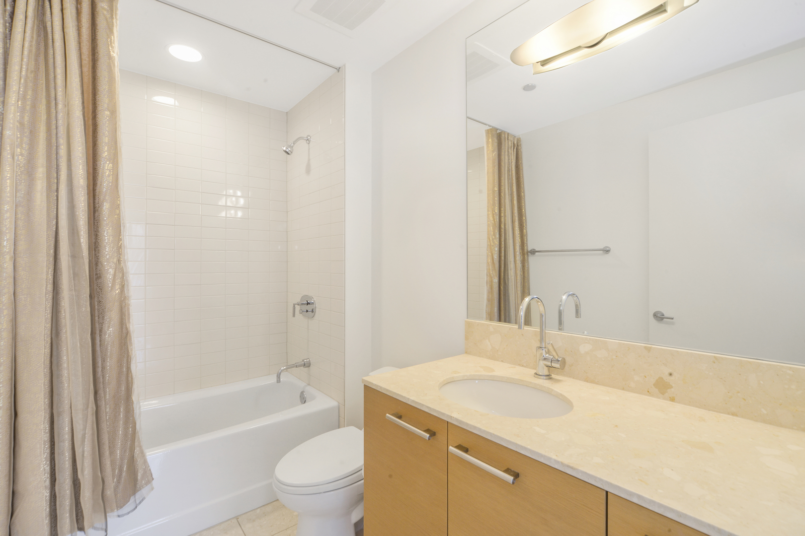 340 E Randolph Street Unit: 1302