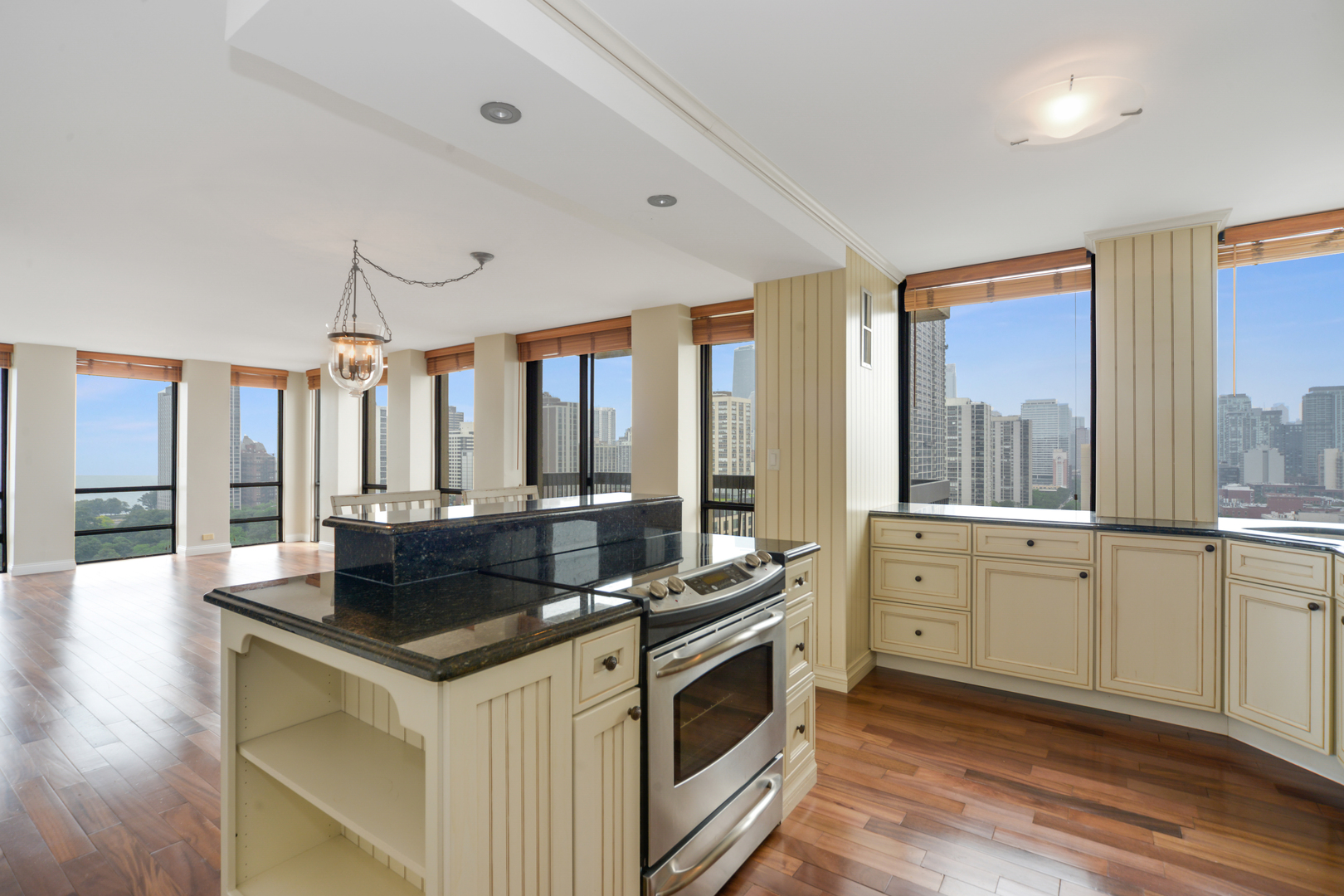 1660 N Lasalle Street Unit: 1901