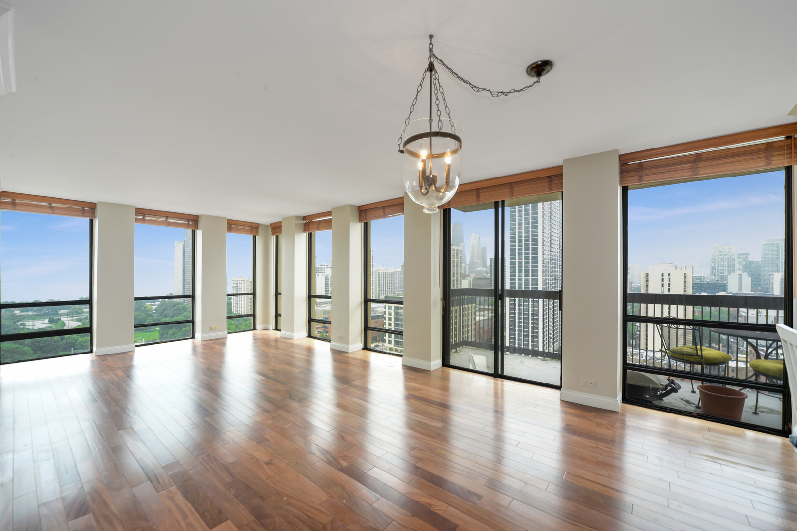 1660 N Lasalle Street Unit: 1901