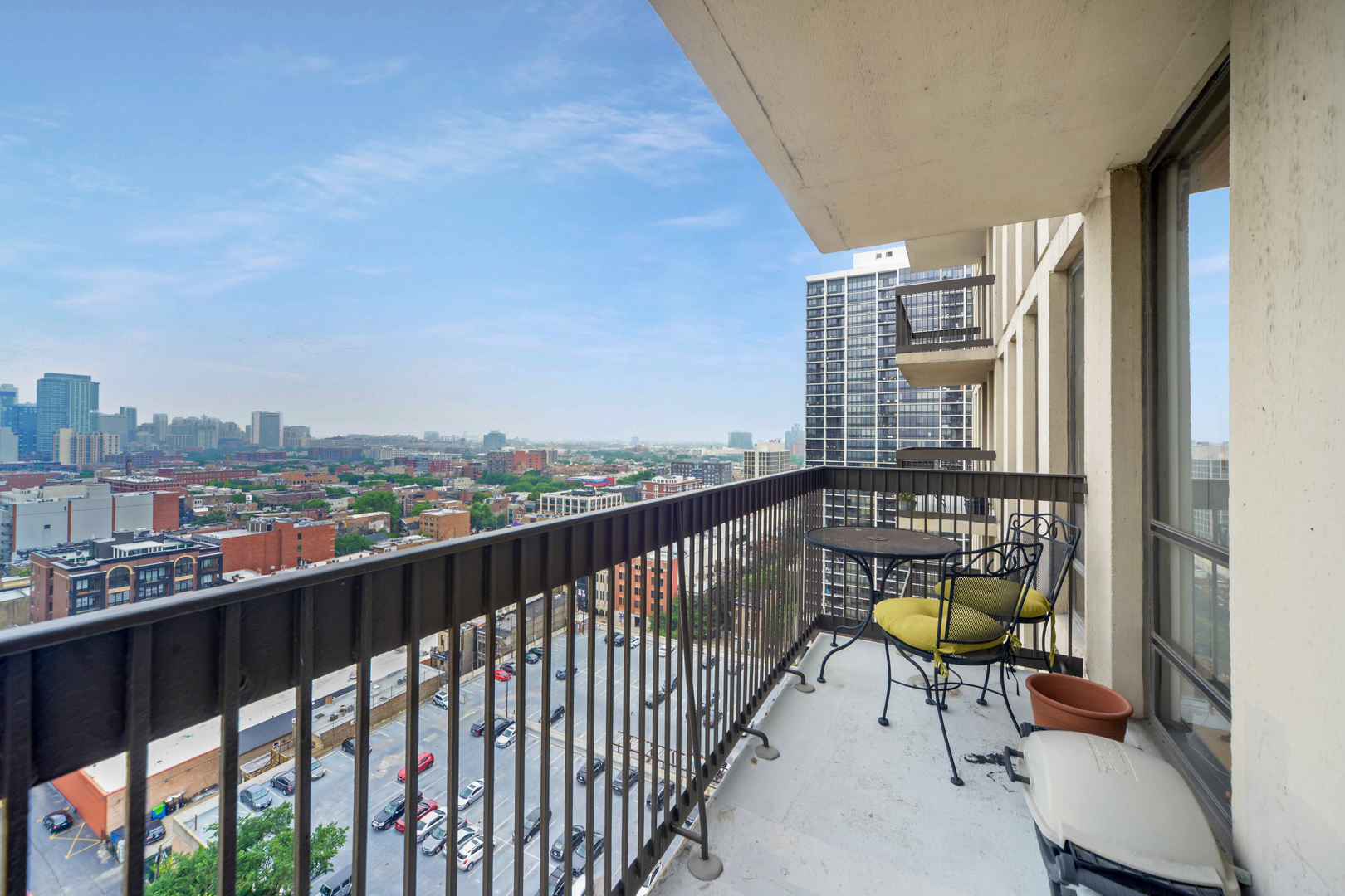 1660 N Lasalle Street Unit: 1901