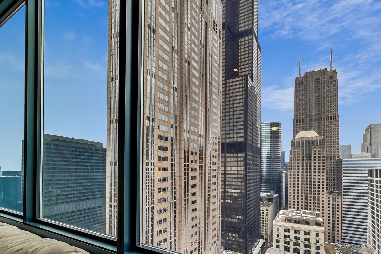 235 W VAN BUREN Street Unit: 3416