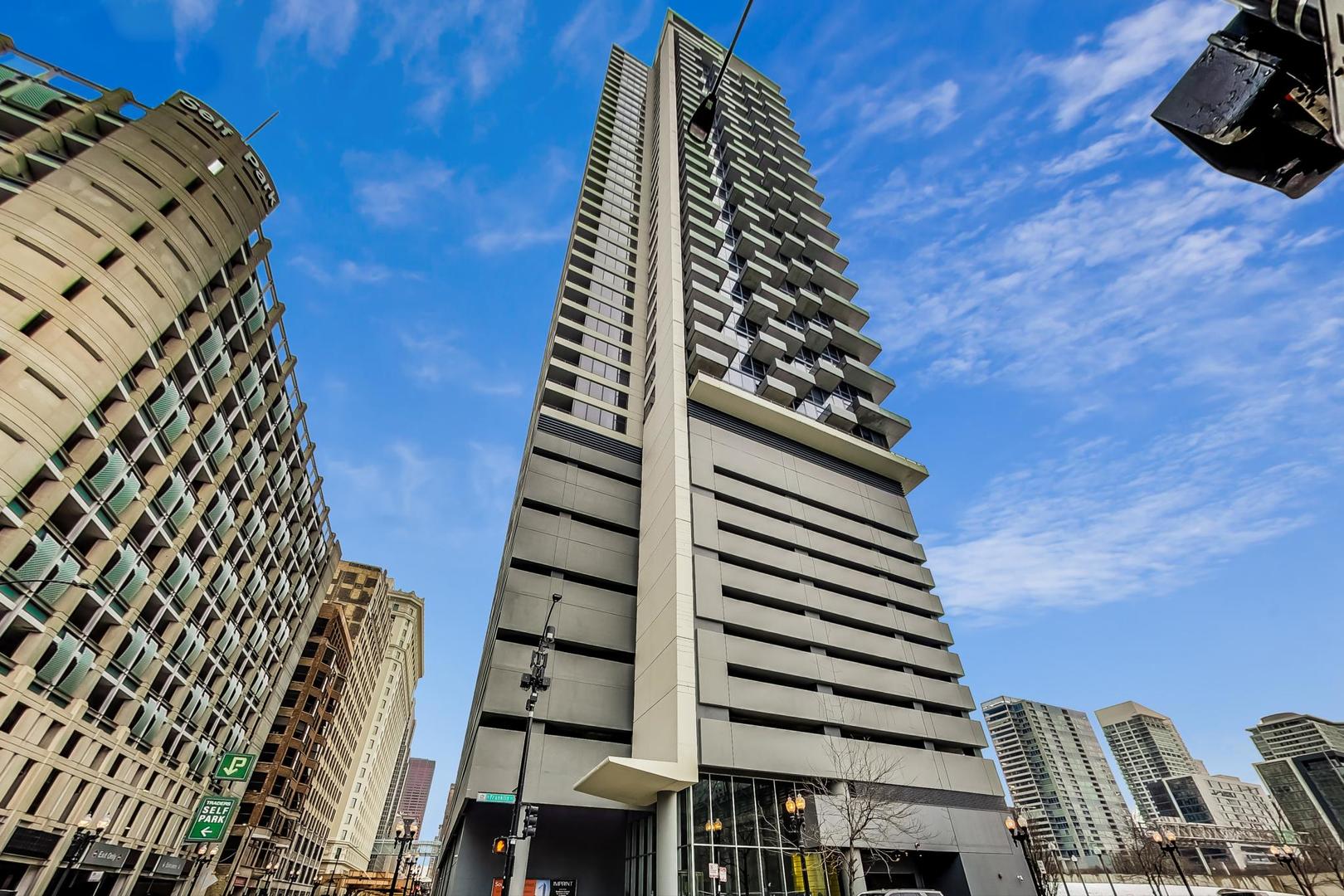235 W VAN BUREN Street Unit: 3416
