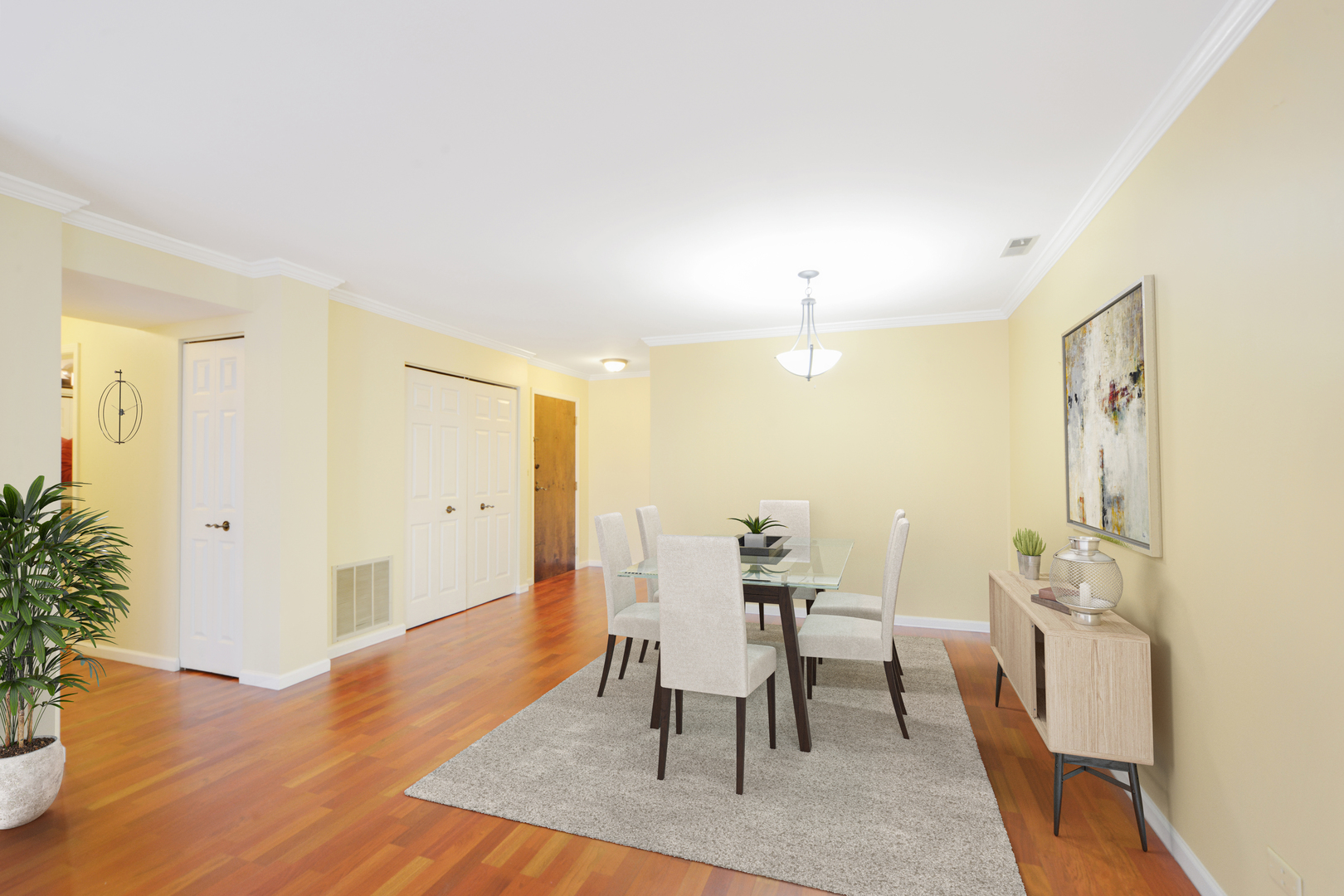 1501 Oak Avenue Unit: 204