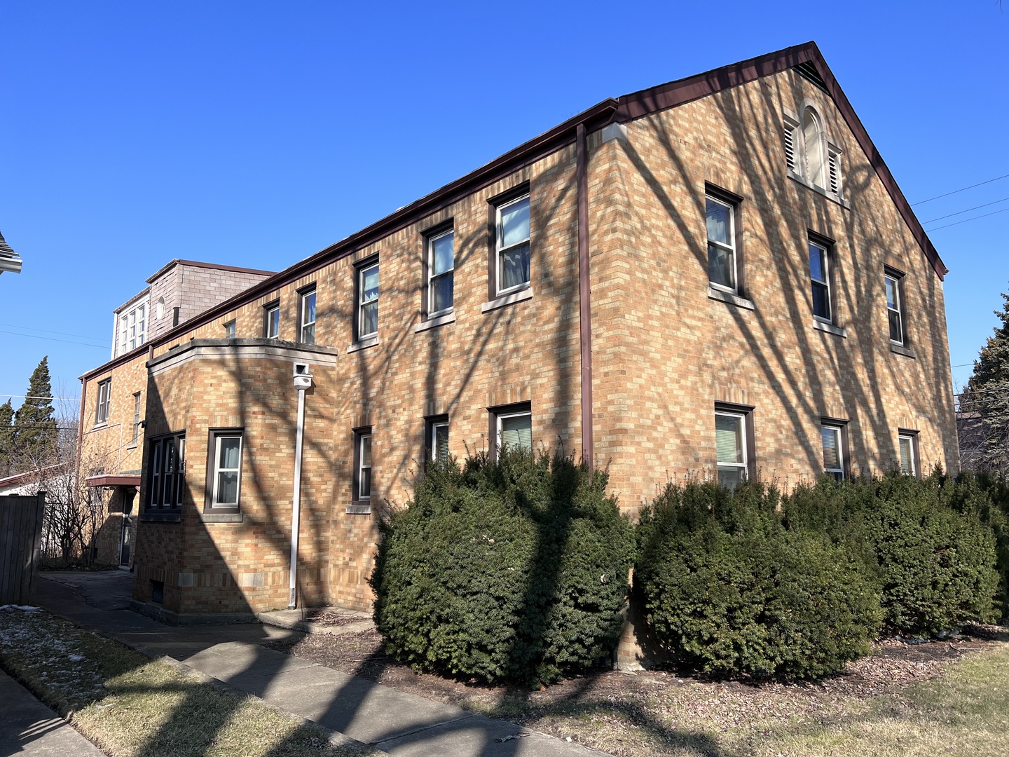 4000 Forest Avenue