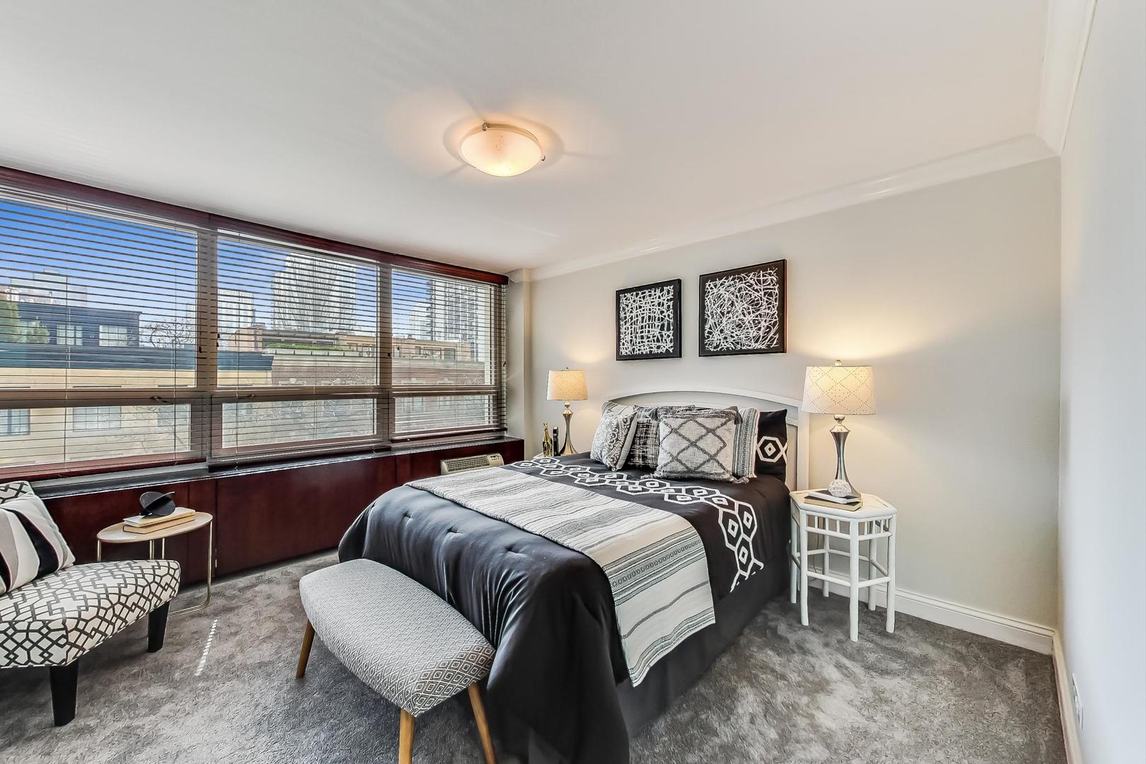 88 W Schiller Street Unit: 303