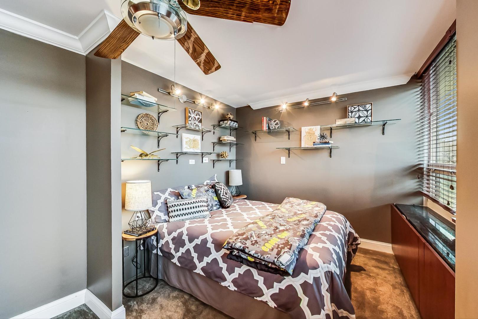 88 W Schiller Street Unit: 303