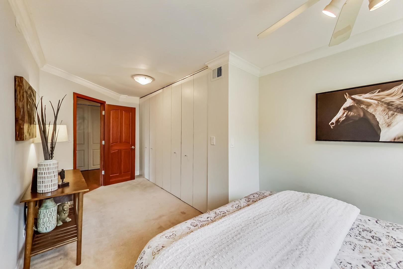 88 W Schiller Street Unit: 303
