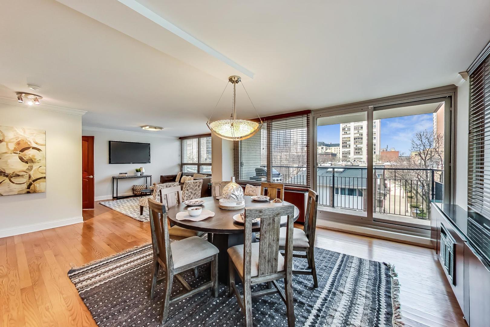 88 W Schiller Street Unit: 303