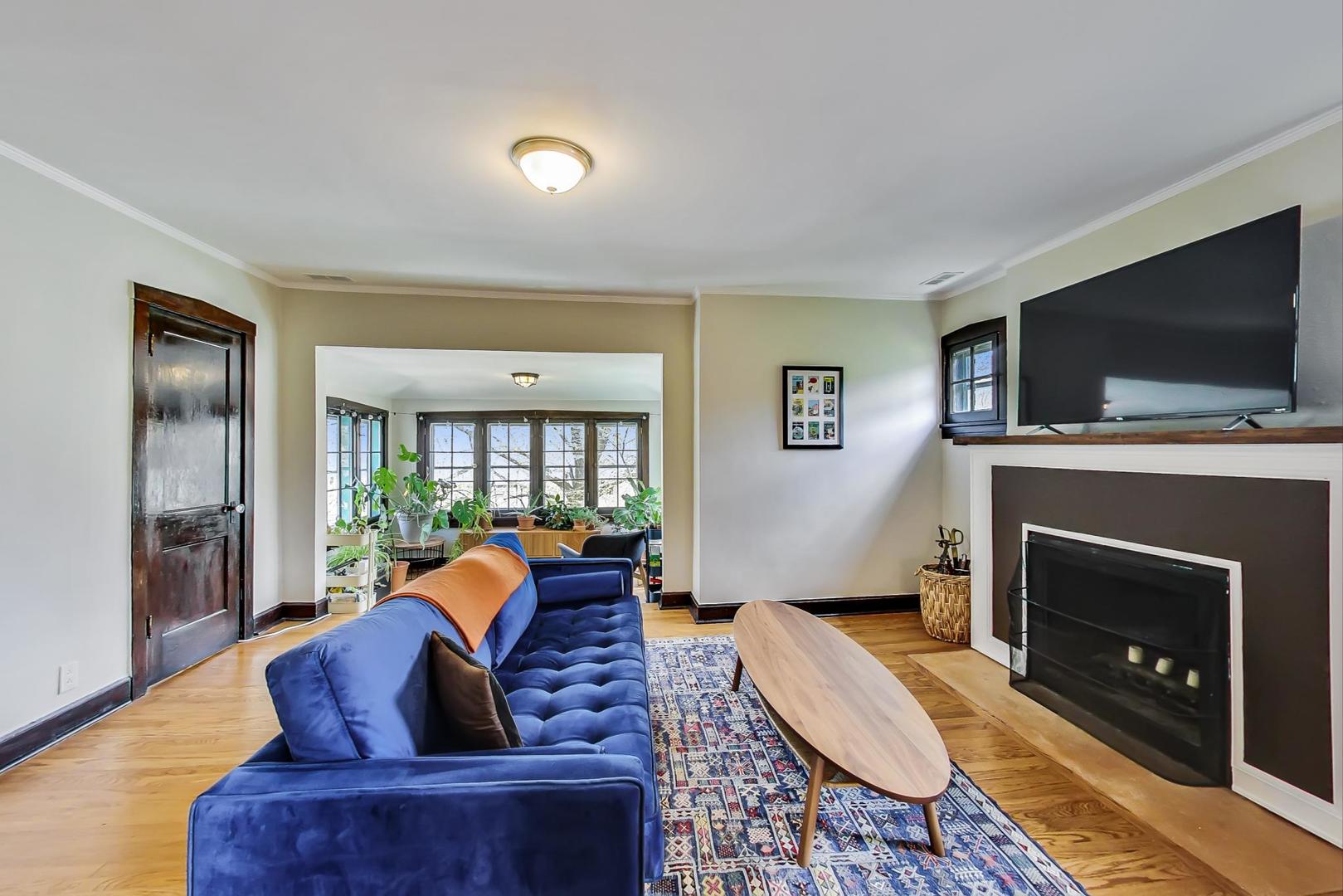 1328 Ashland Avenue Unit: 2