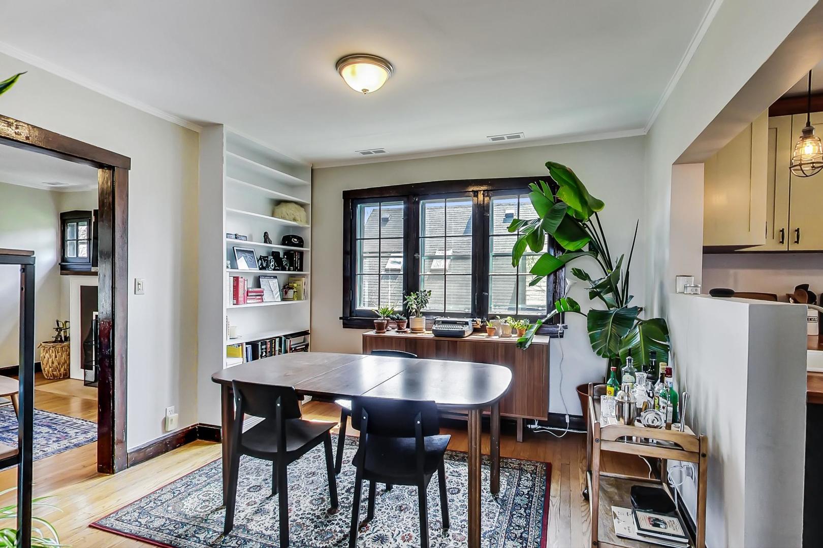 1328 Ashland Avenue Unit: 2