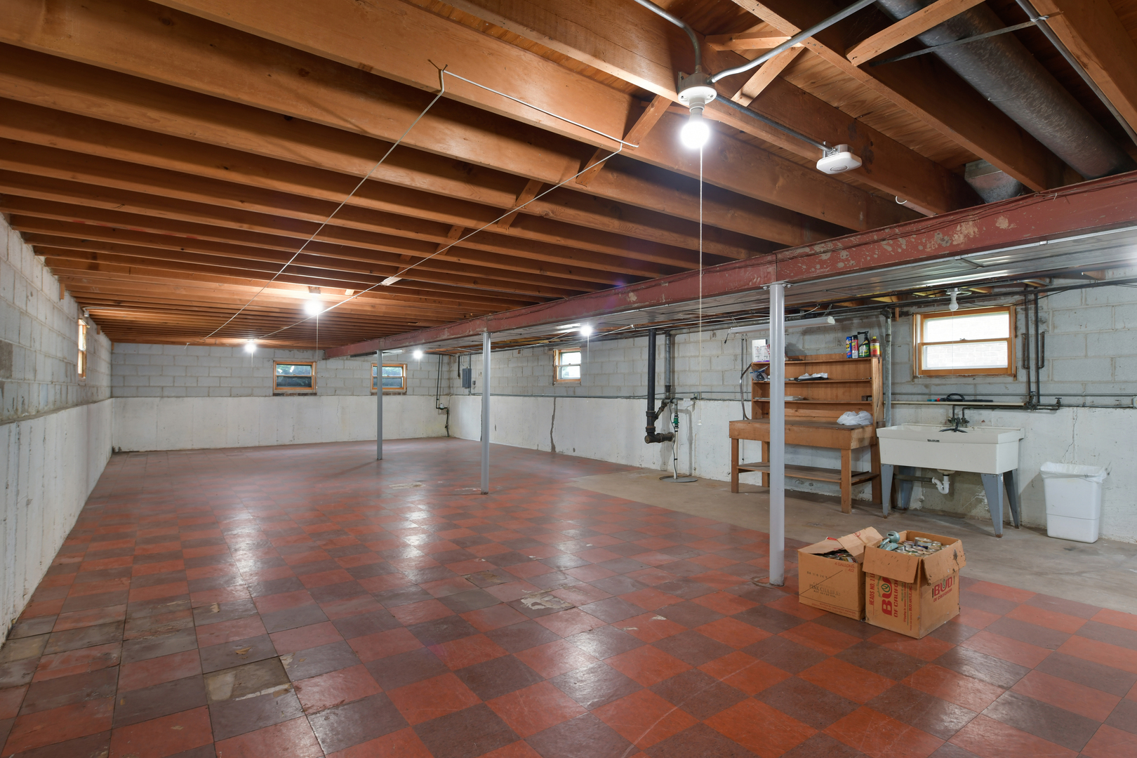 2252 Webster Lane