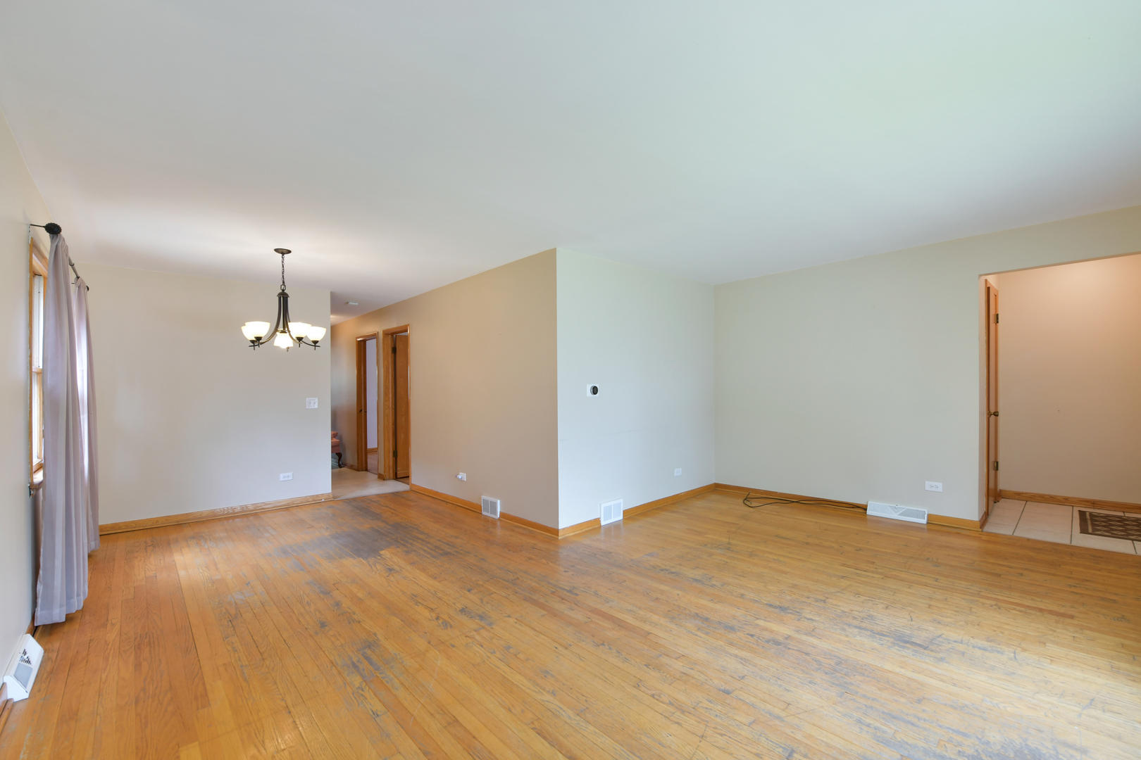 2252 Webster Lane