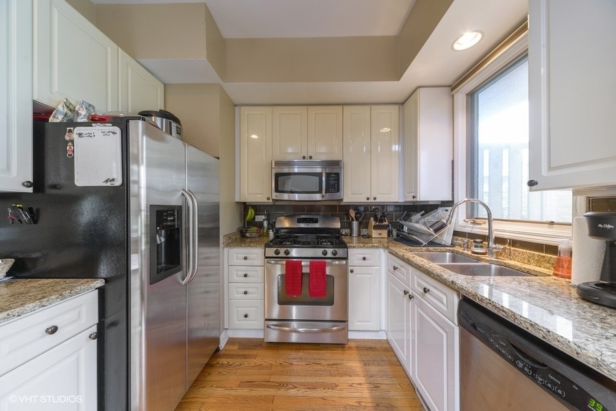 2140 N WINCHESTER Avenue Unit: 1