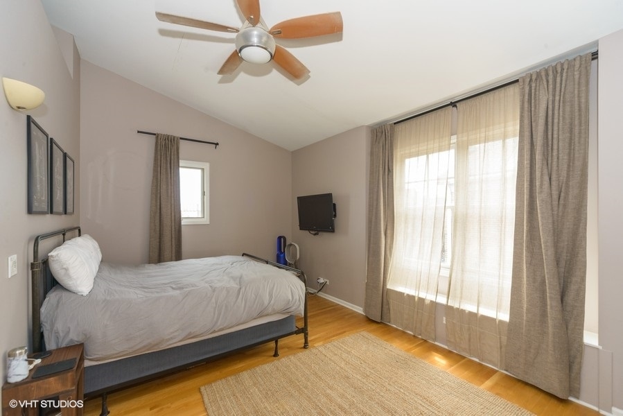 2140 N WINCHESTER Avenue Unit: 1