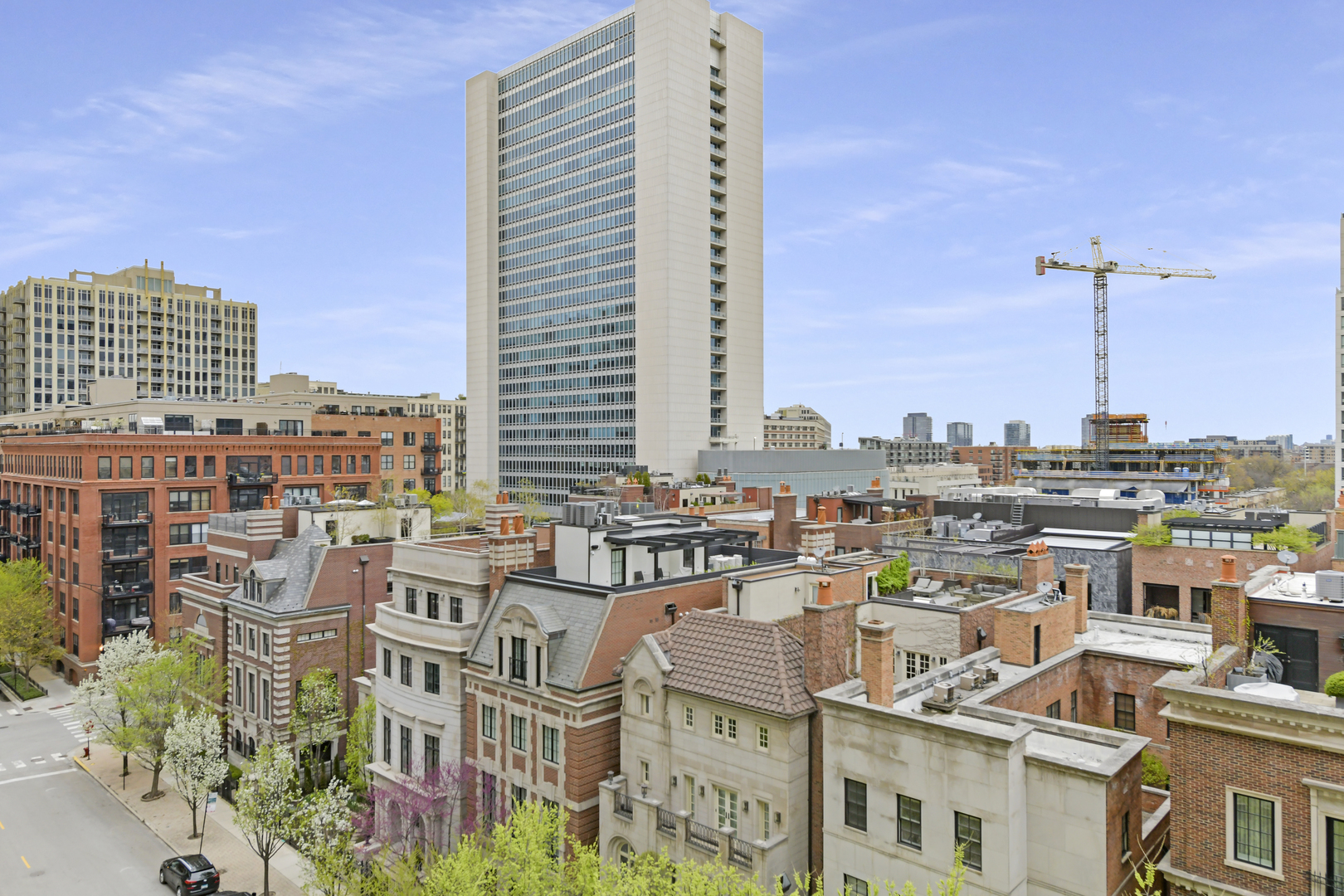 451 W HURON Street Unit: 804