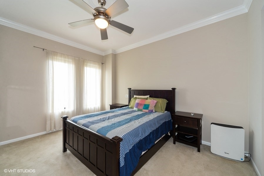 3232 N Halsted Street Unit: D1008