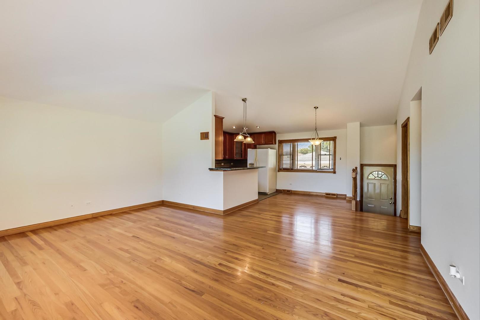 10318 S KATHY Court