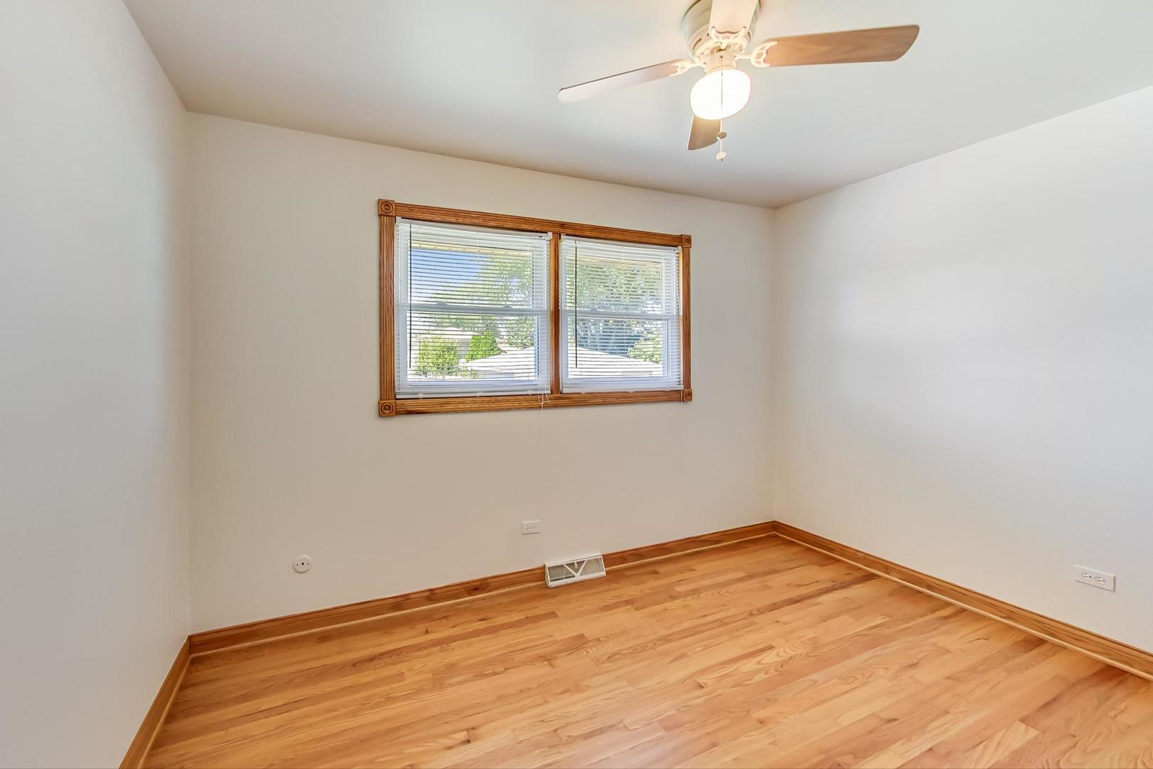10318 S KATHY Court