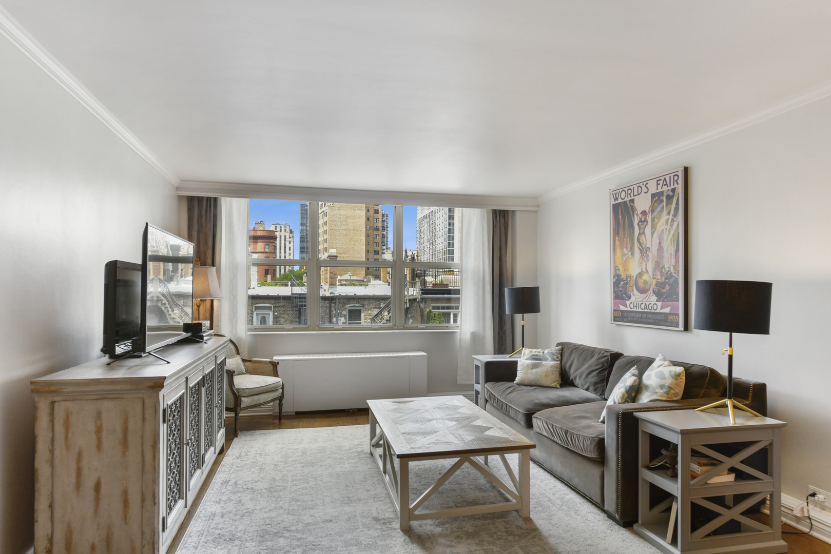 40 E Cedar Street Unit: 5D