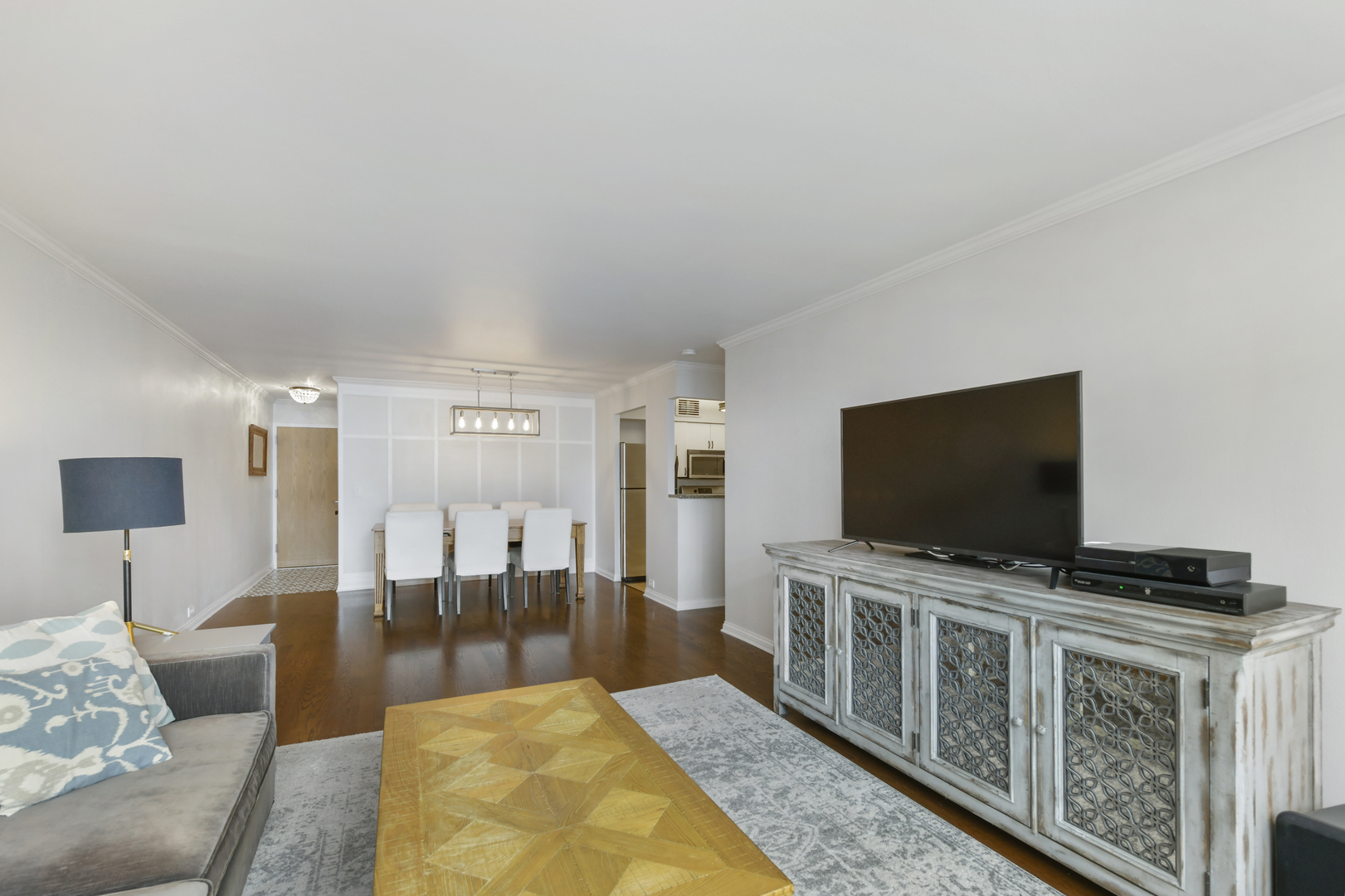40 E Cedar Street Unit: 5D