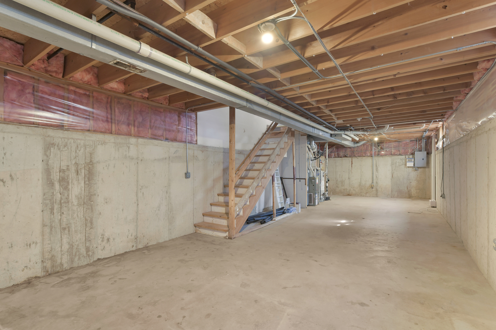 1121 N Mozart Street