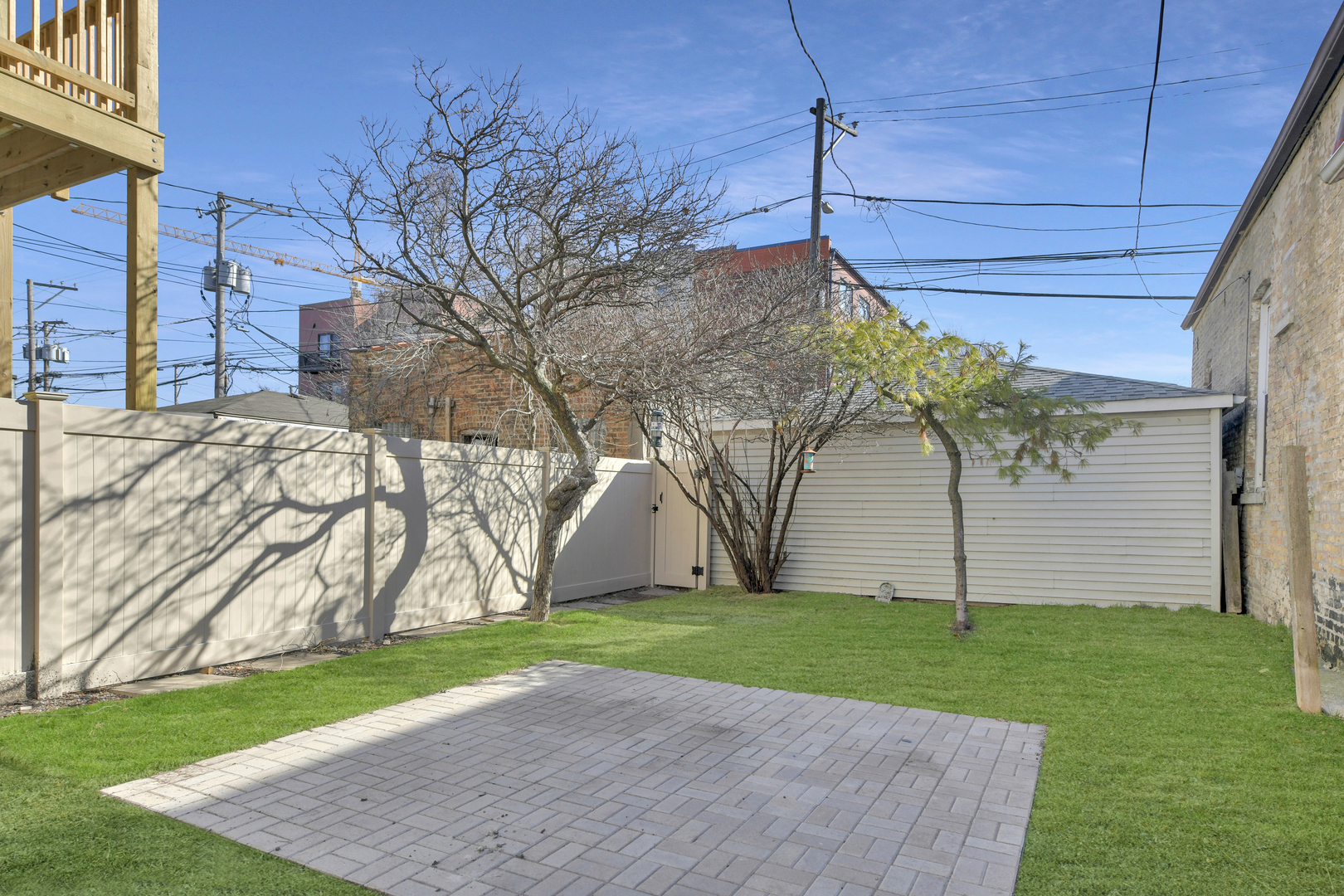 1121 N Mozart Street