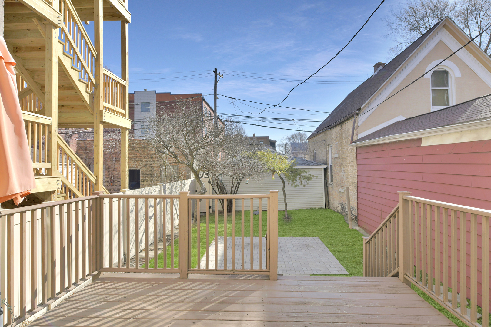 1121 N Mozart Street