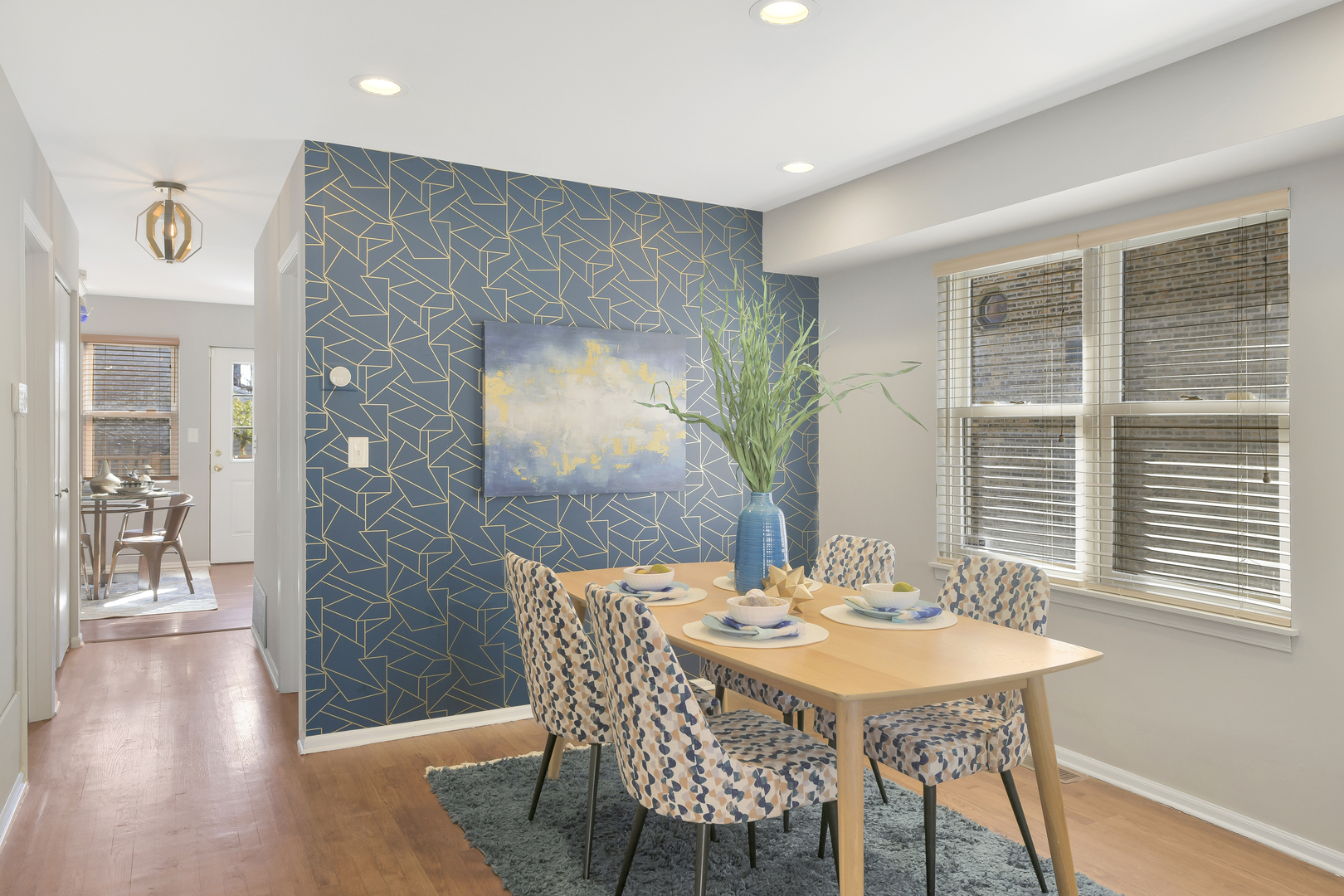 1121 N Mozart Street