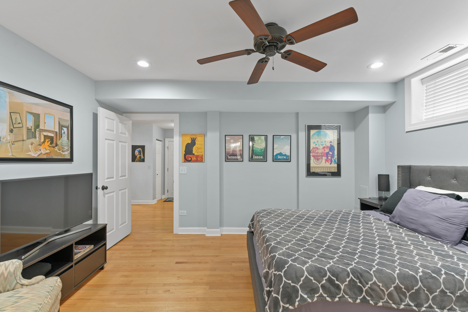 3337 W Byron Street Unit: G