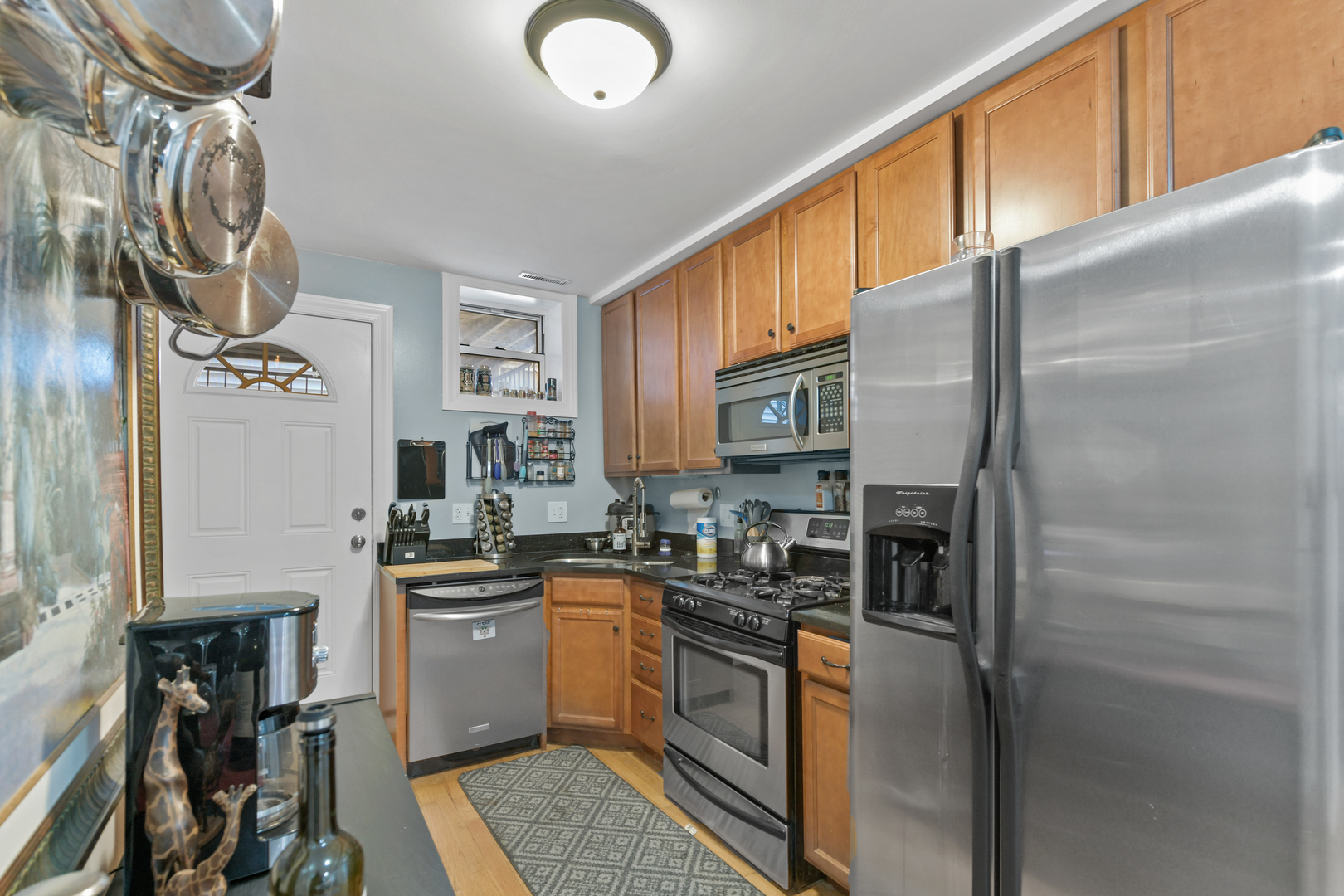 3337 W Byron Street Unit: G