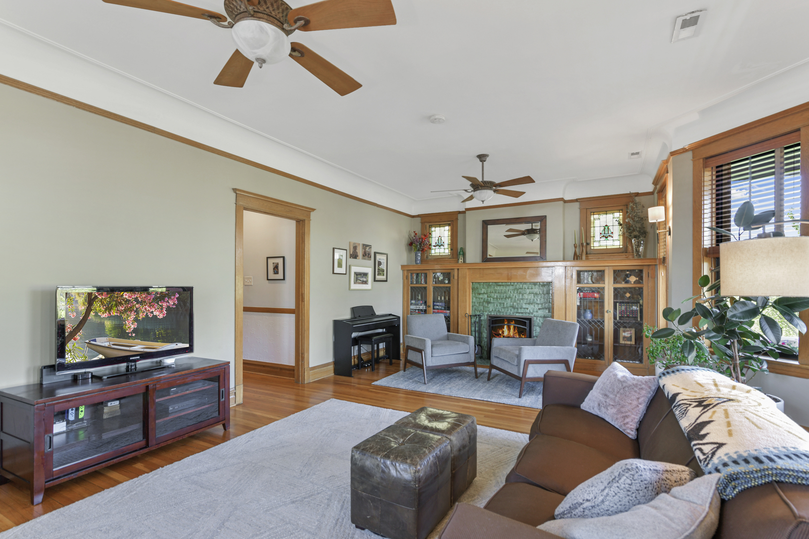 2745 W Logan Boulevard Unit: 4